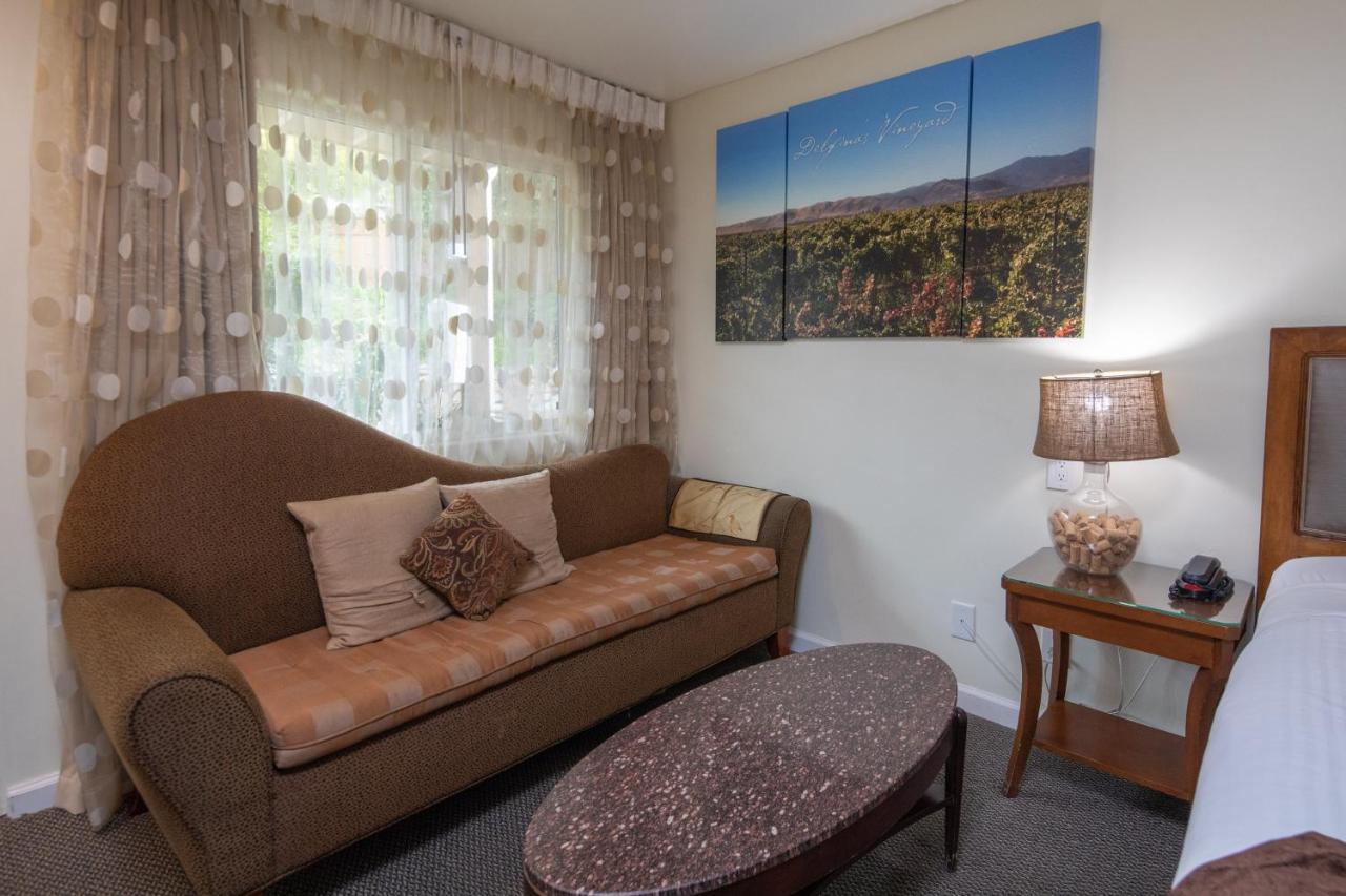The Vendange Carmel Inn & Suites Carmel-by-the-Sea Exterior foto