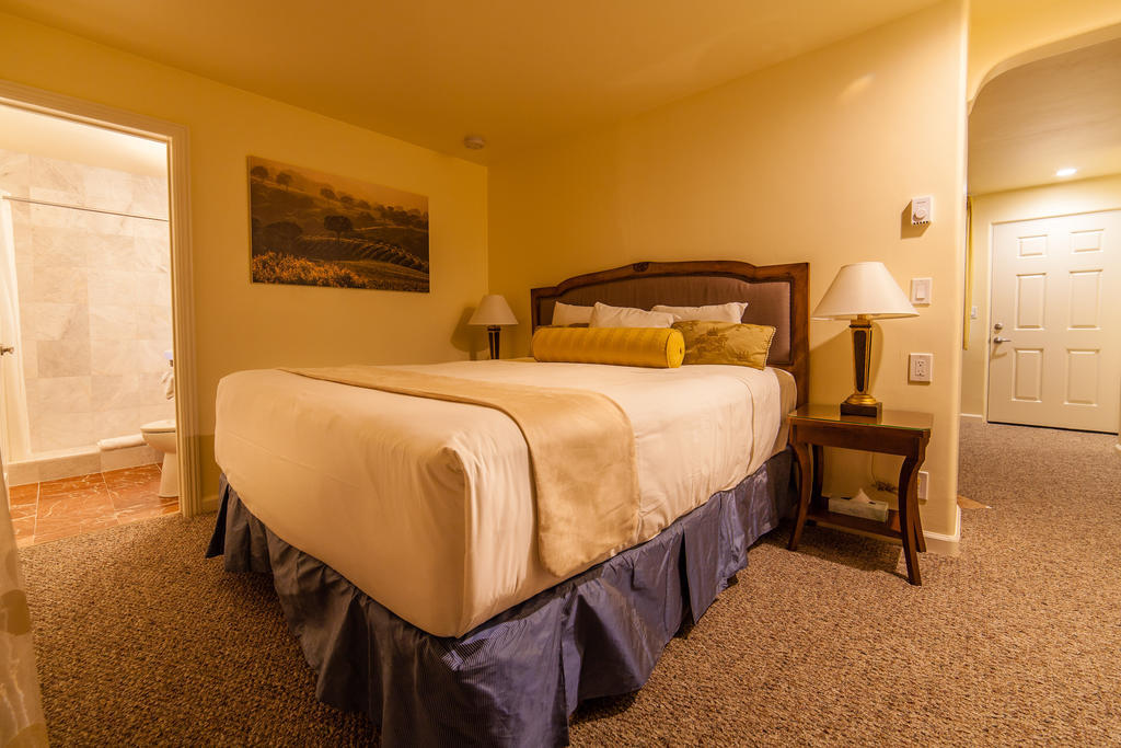 The Vendange Carmel Inn & Suites Carmel-by-the-Sea Quarto foto