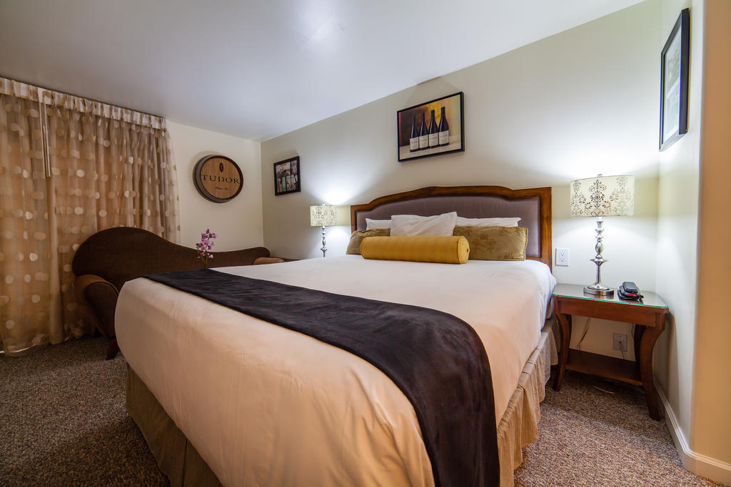 The Vendange Carmel Inn & Suites Carmel-by-the-Sea Quarto foto
