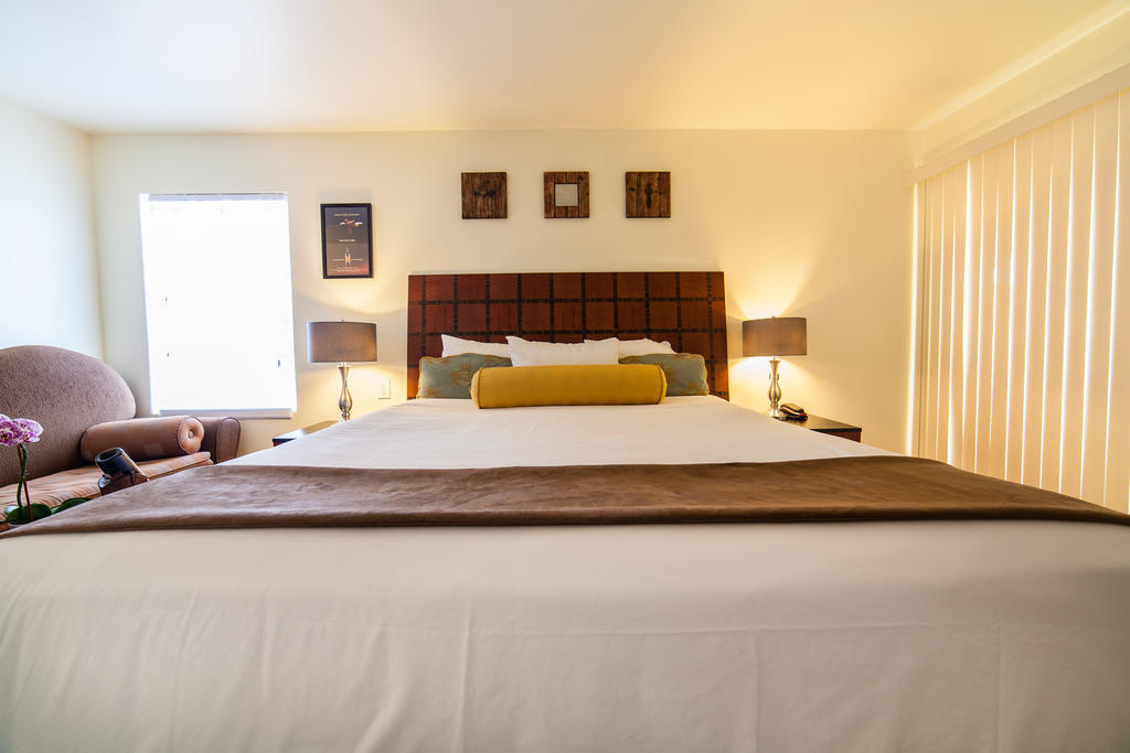 The Vendange Carmel Inn & Suites Carmel-by-the-Sea Quarto foto