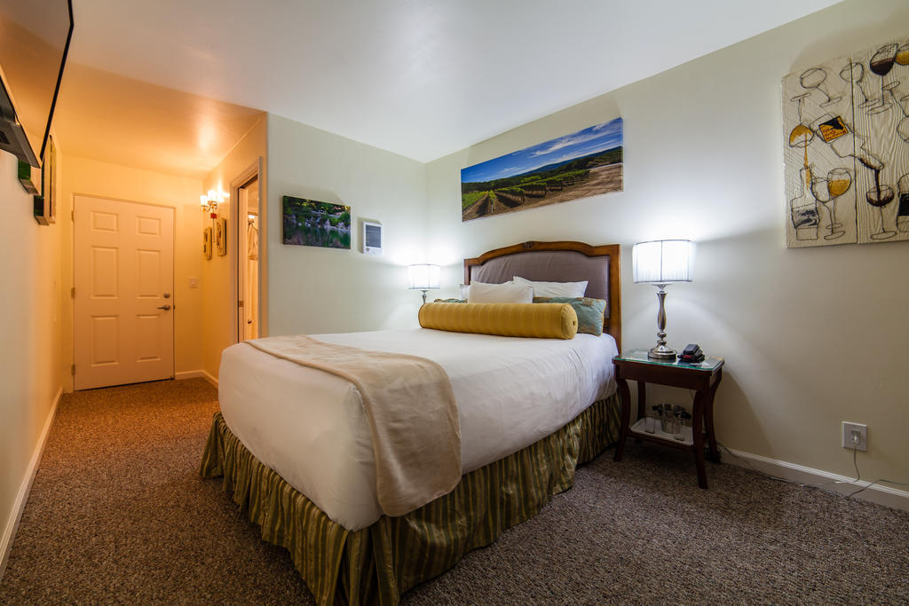 The Vendange Carmel Inn & Suites Carmel-by-the-Sea Quarto foto