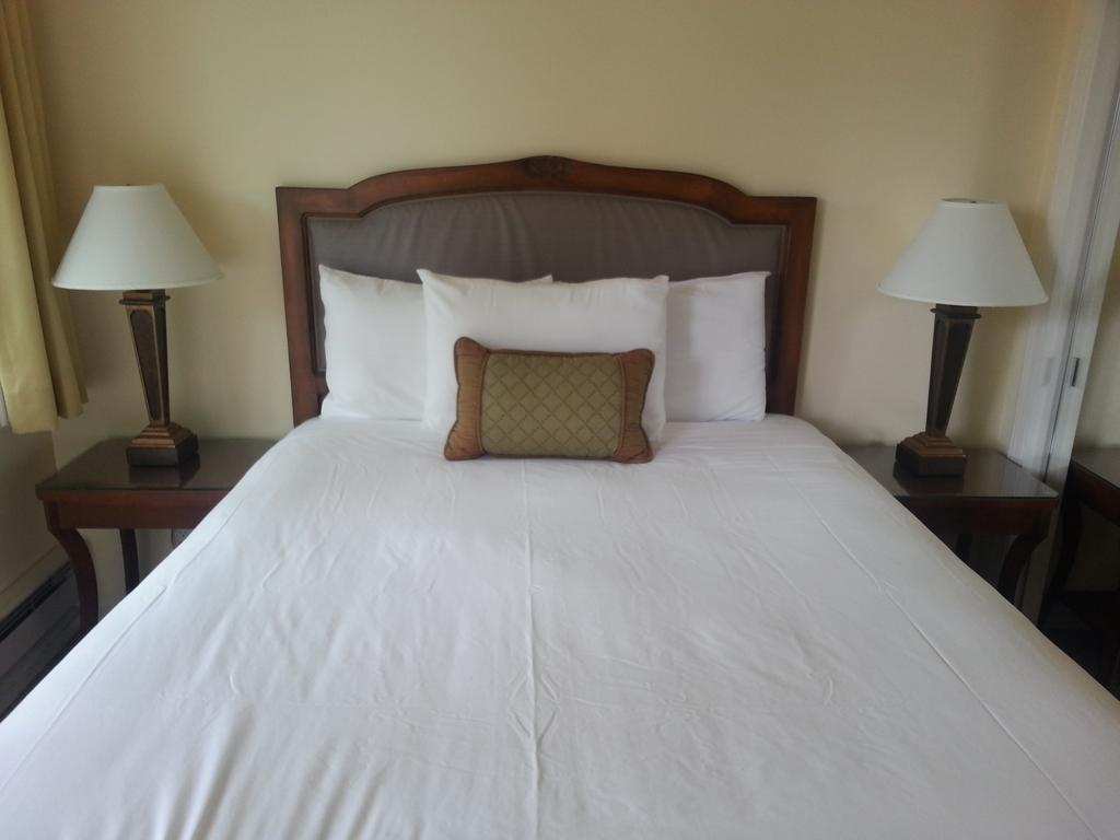The Vendange Carmel Inn & Suites Carmel-by-the-Sea Quarto foto